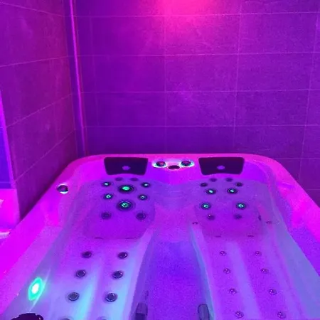 Gites N : Les Bains Lounge